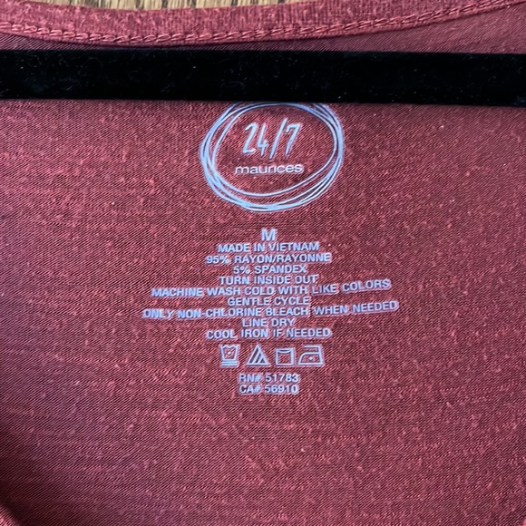 Maurices Long 24/7 Coral Tee Shirt, Medium - Picture 3 of 3